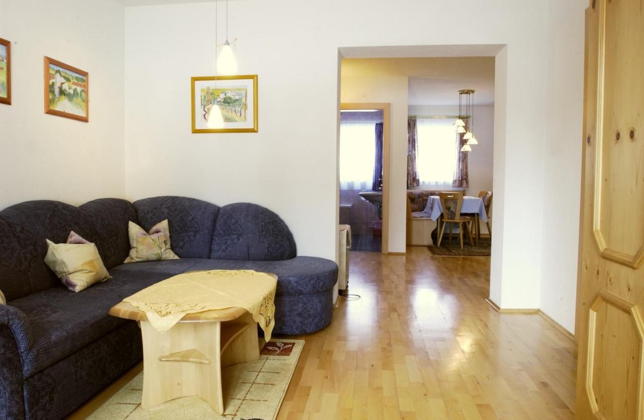 Landhaus am Golfplatz Seefeld in Tirol Zimmer foto